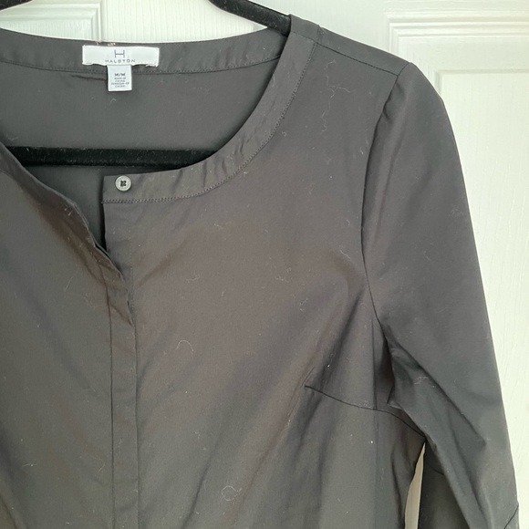 ROUND NECK BUTTON DOWN BY HALSTON - Picture 3 of 10
